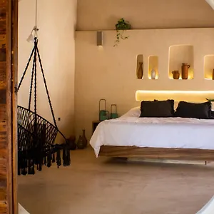 Bh & Cenote - Adults Only Hotel