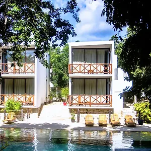 Hotel Casa Tortuga - Cenotes Park Inclusive